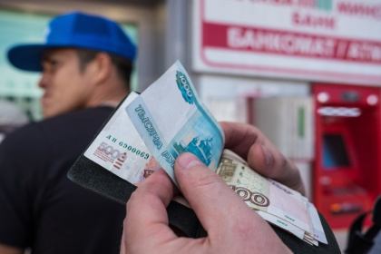 Ослабление рубля грозит лишить Россию трудовых мигрантов