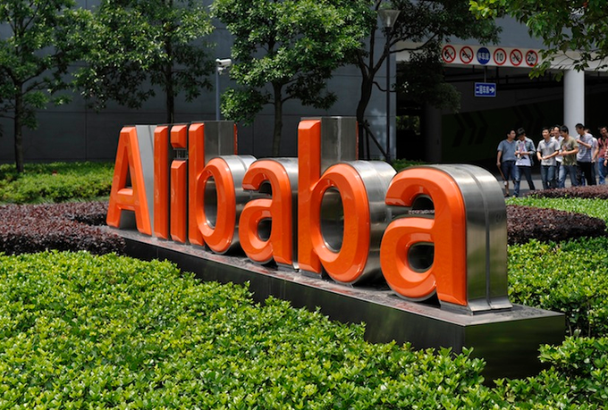 Логистическое подразделение Alibaba Group тестирует грузовики, оснащенные интернет-технологией