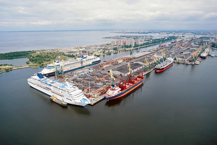 Большой порт Санкт-Петербург могут убрать из Петербурга
