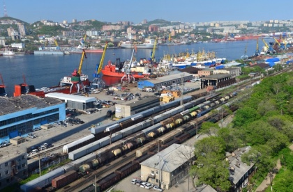 Над железной дорогой и морскими портами «сгустился бюджет». Ожидаются миллиардные осадки