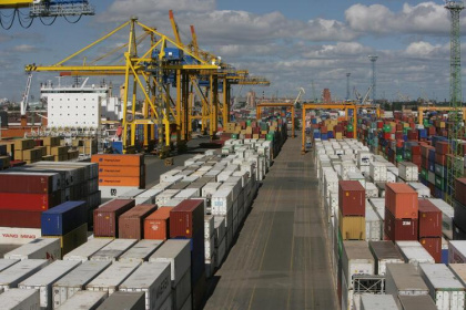 Море «смывает» долги с Global Ports