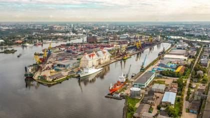 Более половины акций Калининградского порта вернули в казну