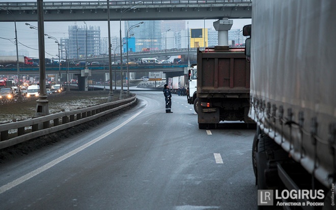 Ликсутов считает, что благодаря системе пропусков разгрузились основные магистрали Москвы