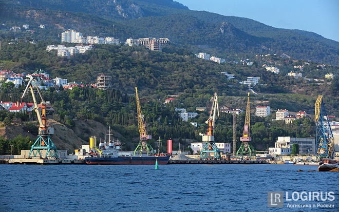 Крымские морские порты загружены получением лицензий. Под завязку
