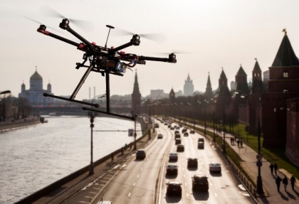 «Присматривать» за российскими дорогами будут дроны. Свысока яма лучше видна