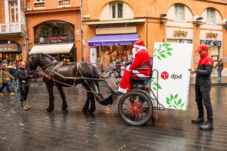 Во Франции DPD уже подрядил Санта-Клауса на доставку. С Дедом Морозом еще договариваются