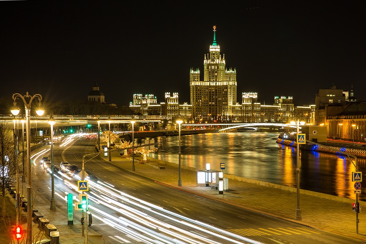 Дорогая моя столица: Москва активнее всех в России импортирует «ювелирку»