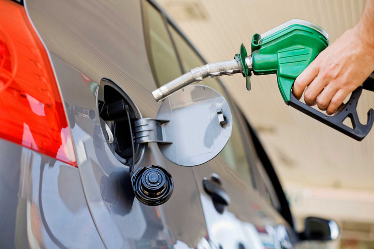 Бензин дорожает быстрее инфляции, дизель держит себя в рамках