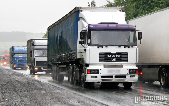 Литовские перевозчики едут через Беларусь или перецепляют прицепы
