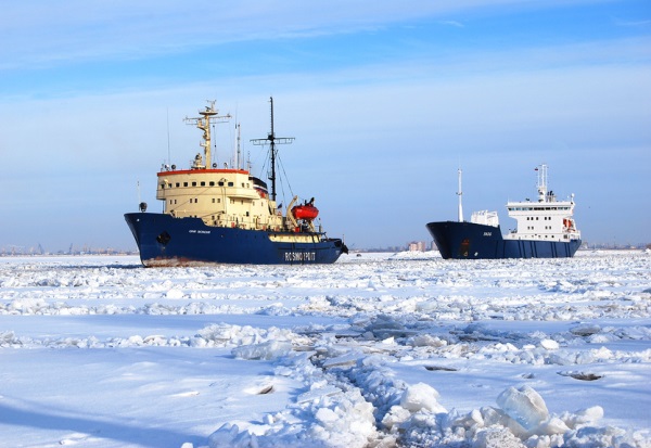 Лед в отношениях перевозчиков к Северному морскому пути постепенно тает