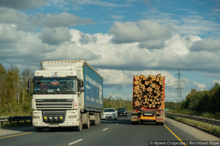 «Больше 44 тонн не будет». Минтранс обнулил надежды рынка на повышение предельной массы
