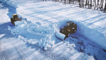 Снежный апокалипсис в Казахстане парализовал дорожную сеть