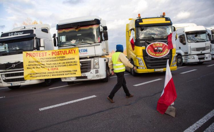 Польские перевозчики намерены держать украинскую границу в осаде еще 2 месяца
