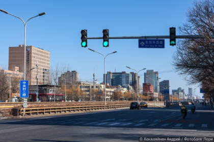 Тепло вместо реагентов: в Китае построили дорогу, которая греет себя сама