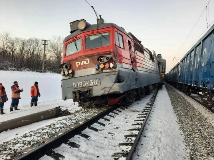 Движение поездов в Новосибирской области остановило смертельное ДТП
