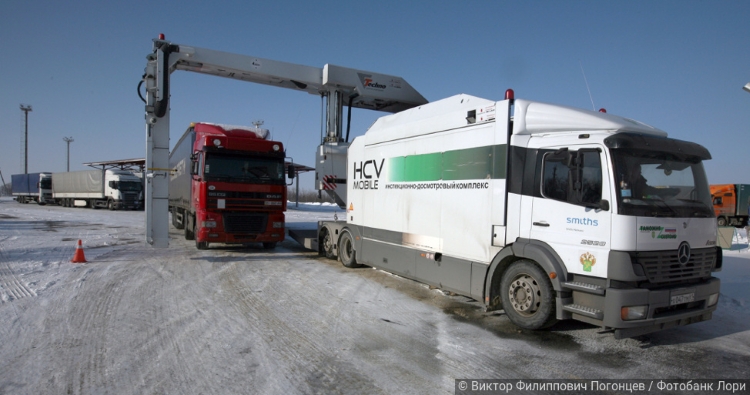 «Проверь банку консервов, найди рентген за миллиард»: закон о досмотре грузов грозит рынку коллапсом вместо безопасности