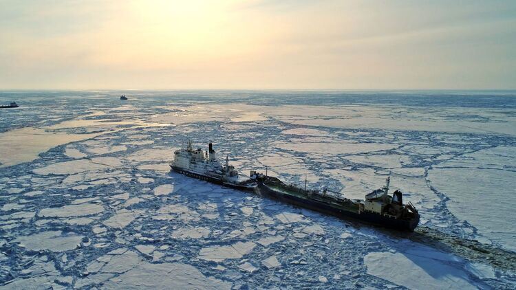 Чтобы повысить конкурентоспособность Севморпути, нужны инвестиции в ледокольный флот и дополнительные жд выходы