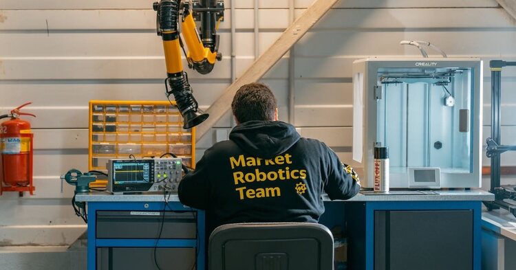 «Яндекс» создал «тренировочную базу» для складских роботов