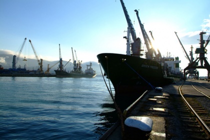 Новороссийский торговый порт вновь забрал золотую медаль первенства в области грузооборота 