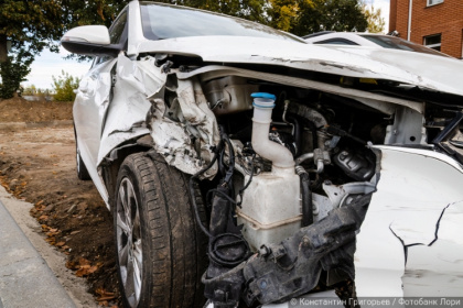 Детали в пути: как заторы на границе с Казахстаном и Китаем лишают страховые компании прибыли, а клиентов – машин