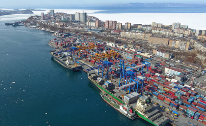 Дальневосточные порты адаптируются к сверхнормативным нагрузкам , а Новороссийск – в грузовом пике