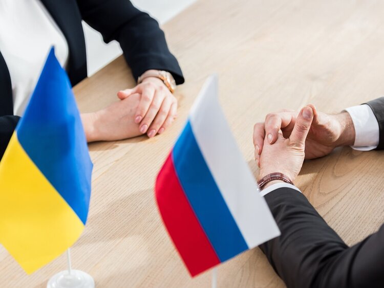 Не исполнять российские контракты украинский бизнес теперь может на законных основаниях