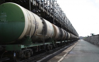 «Роснефти» хочется, чтобы наливали больше, а РЖД выгодно, чтобы чаще