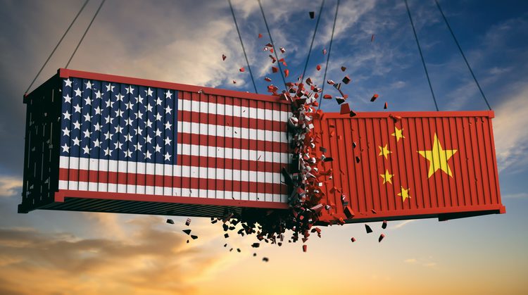 Эксперт: Китай может затормозить экономический рост США