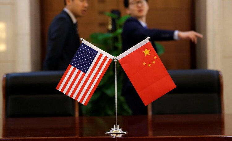 Китай еще на год отказался от допсборов с импорта из США