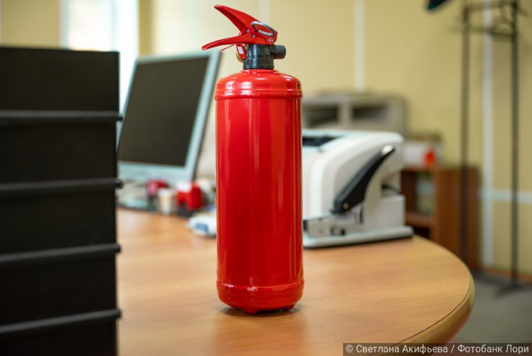 Огонь, деньги и два ствола: РНПК ограничила покрытие складов и оставила рынок перед выбором