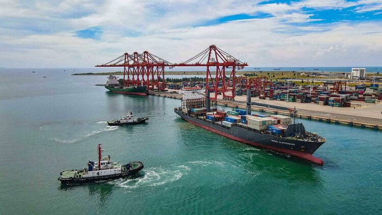 Хайнаньский порт открыл «окно» для участников ВЭД пошире