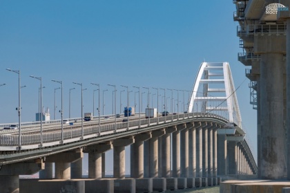 Крымский мост сэкономил перевозчикам один люксовый Bentley