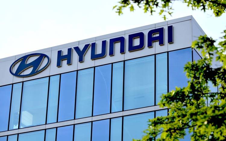 Hyundai Motor «собирать вещи не торопится»