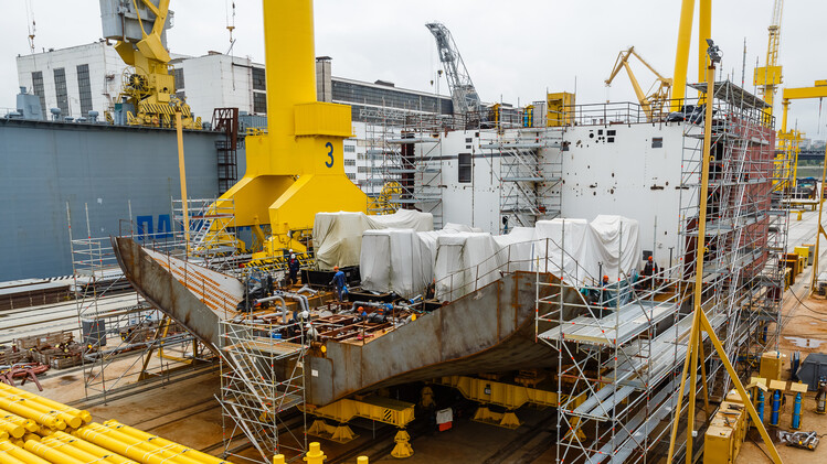 Для МТК «Север-Юг» планируют построить в 2 раза меньше контейнеровозов, чем нужно