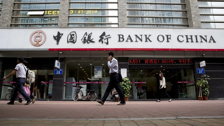 Китайские банки с отлученными от SWIFT дел не имеют, потому что не могут