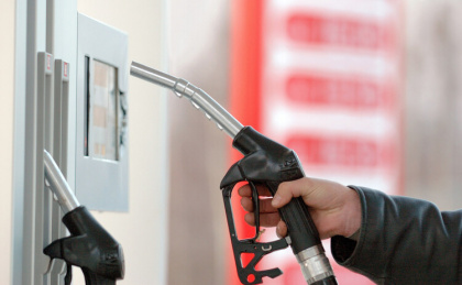 Цены на дизель и бензин снова «поднимают головы» после сентябрьского провала