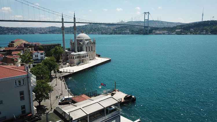 Турция начала строить «небесплатного двойника» Босфора