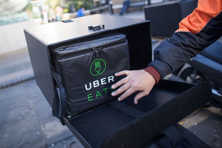 Дроны, доставляющие пиццу, «набьют» Uber цену на рынке