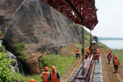 Эксперт: Сахалин готовят к строительству моста