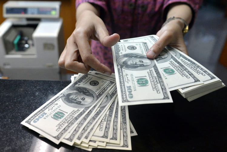 За «валютные поблажки» бизнес нагрузят дополнительным отчетом