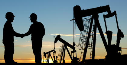 Нефтяники «придержат» цены на топливо. Но своего все равно не упустят