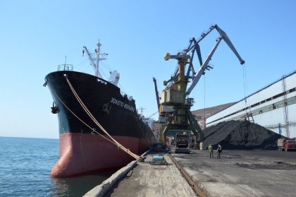 «Угольный» причал порта Магадан совсем плох. Без федерального финансирования «не выходить»