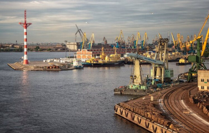 В переезде Большого порта Санкт-Петербург все еще нет «локационной конкретики»