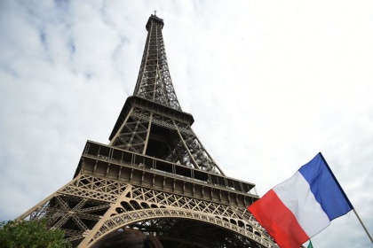 Приезжайте почаще: Франция «дозволила» российским перевозчикам на 45% больше