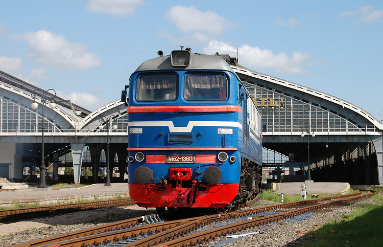 В Калининград пропустят поезда, но не фуры