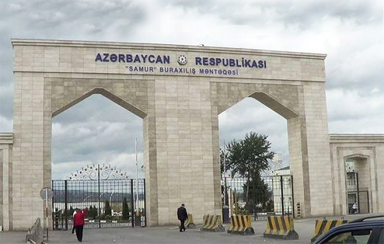 Азербайджан жалуется на низкий потенциал российской таможни – работает медленно