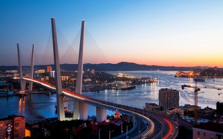 Владивосток станет лишь свободным, а не научно-фантастическим портом