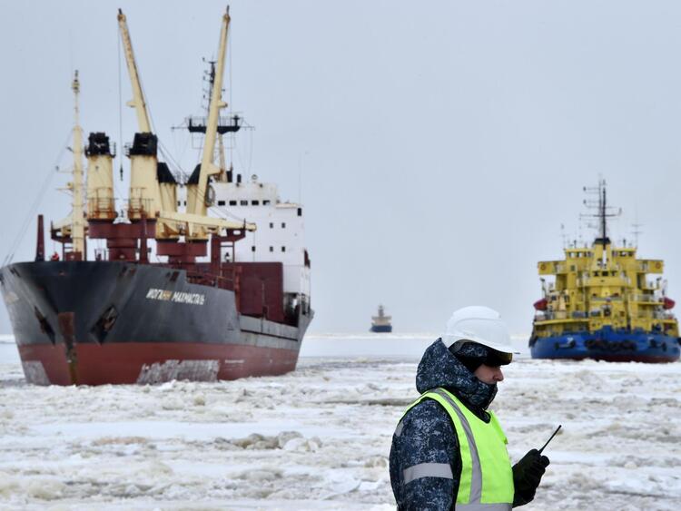 «Ключи от Арктики» станут яблоком раздора для двух российских ведомств