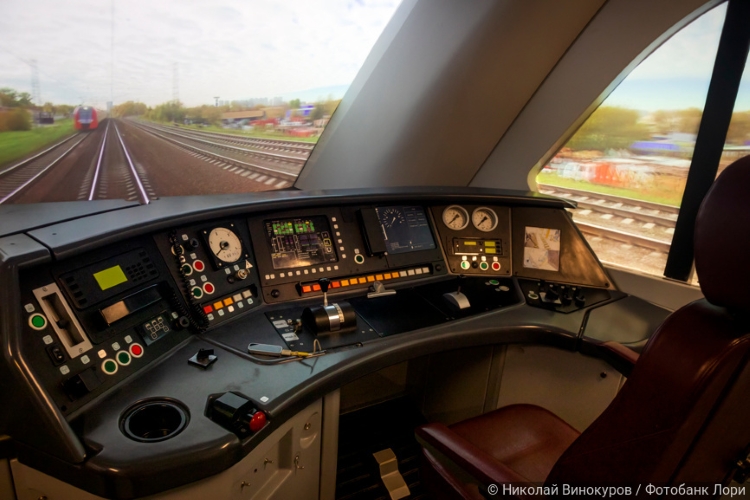 Первый в мире беспилотный стык: Россия и Китай запустят ЖД-перевозки без машинистов Первый в мире беспилотный стык: Россия и Китай запустят ЖД-перевозки без машинистов
