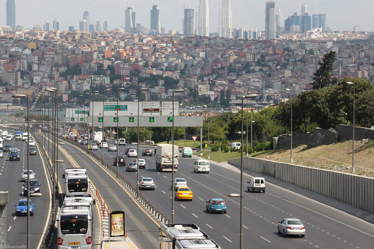 Турция не выпустит водителей-иностранцев без оплаты проезда или штрафа
